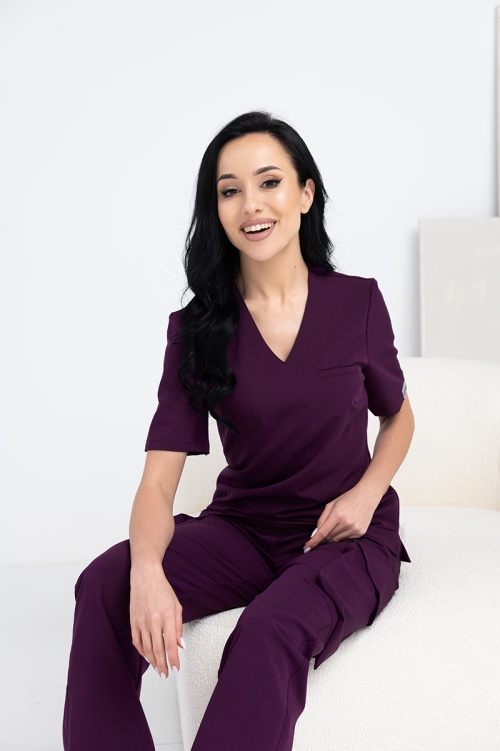 Damska bluza medyczna Cami dark berry