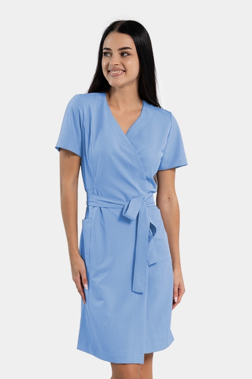 Medyczna sukienka kopertowa niebieska